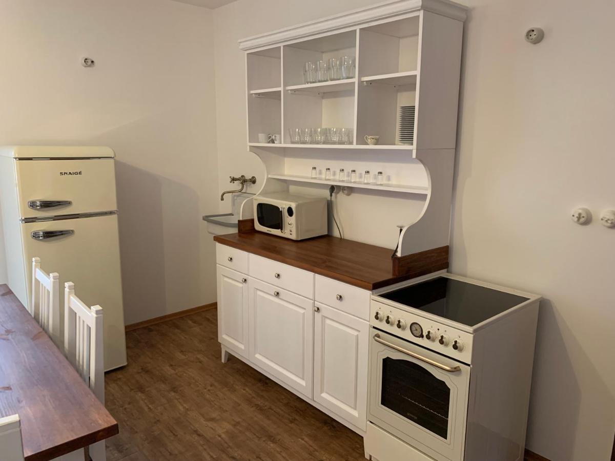 Szazesztendos Reveszhaz Apartman Szigetmonostor ภายนอก รูปภาพ