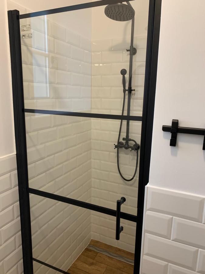 Szazesztendos Reveszhaz Apartman Szigetmonostor ภายนอก รูปภาพ